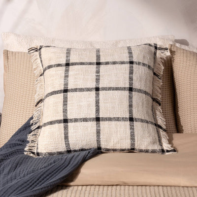 Beni Cushion Natural/Black - Hauslife