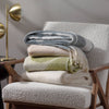 Meta Throw Olive - Hauslife