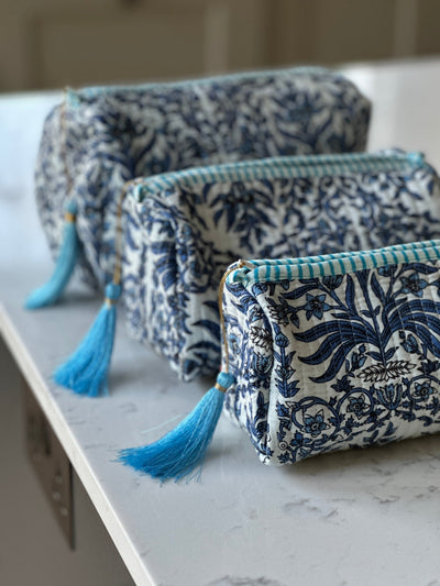 Quilted Cotton Washbag - Blue Chinoise - Hauslife