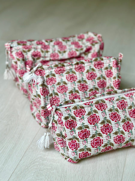 Quilted Cotton Washbag - Pink Roses - Hauslife