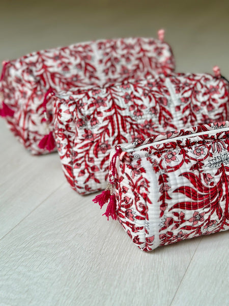 Quilted Cotton Washbag - Scarlet Floral - Hauslife