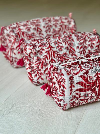 Quilted Cotton Washbag - Scarlet Floral - Hauslife