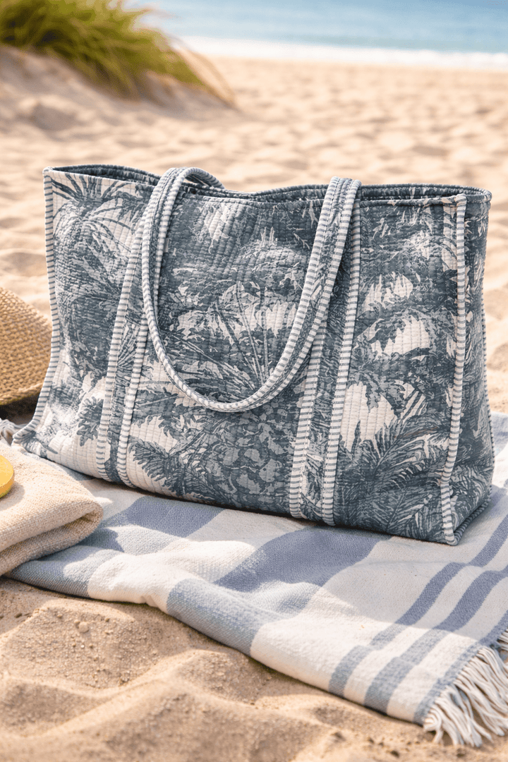 Quilted Weekender Bag - Blue Palms - Hauslife
