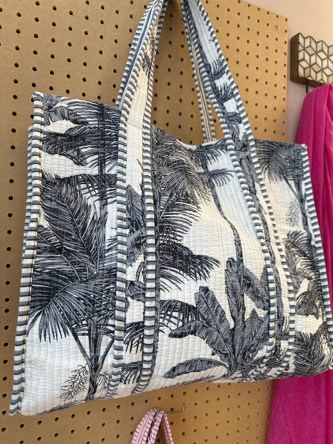 Quilted Weekender Bag - Blue Palms - Hauslife