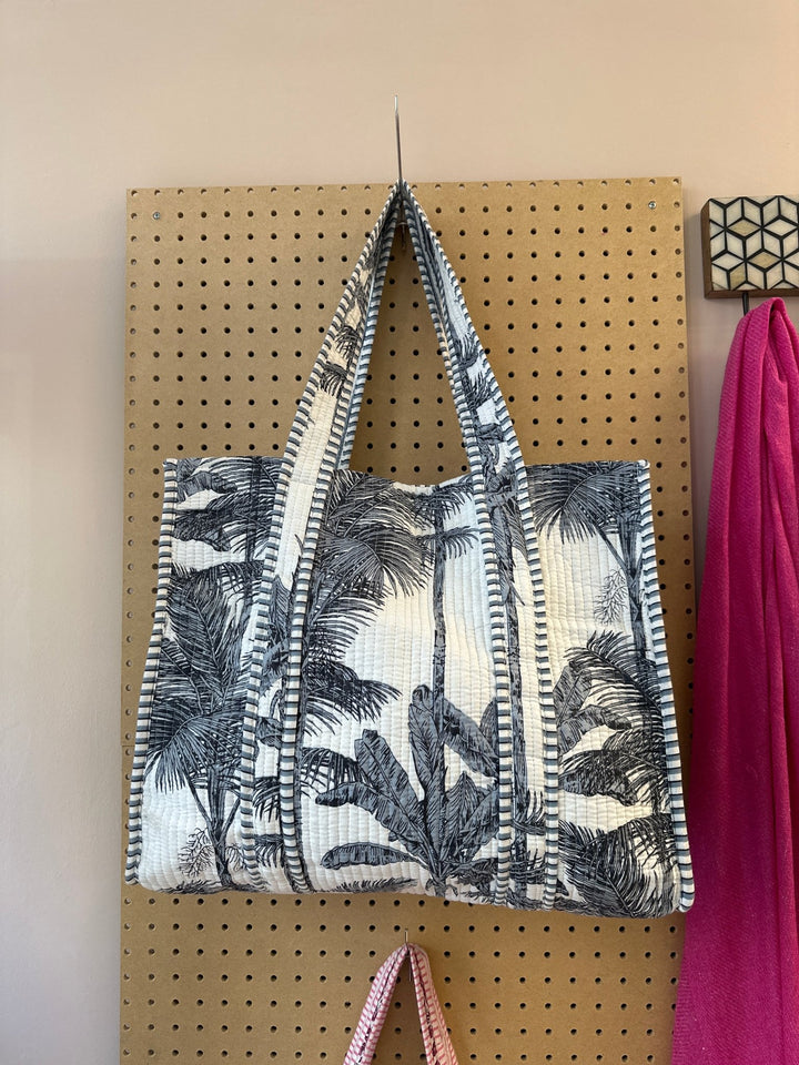 Quilted Weekender Bag - Blue Palms - Hauslife