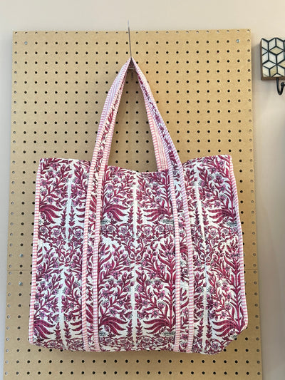 Quilted Weekender Bag - Pink Floral - Hauslife