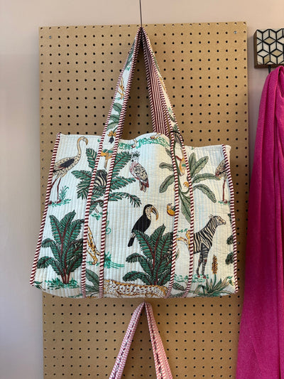 Quilted Weekender Bag - White Jungle - Hauslife