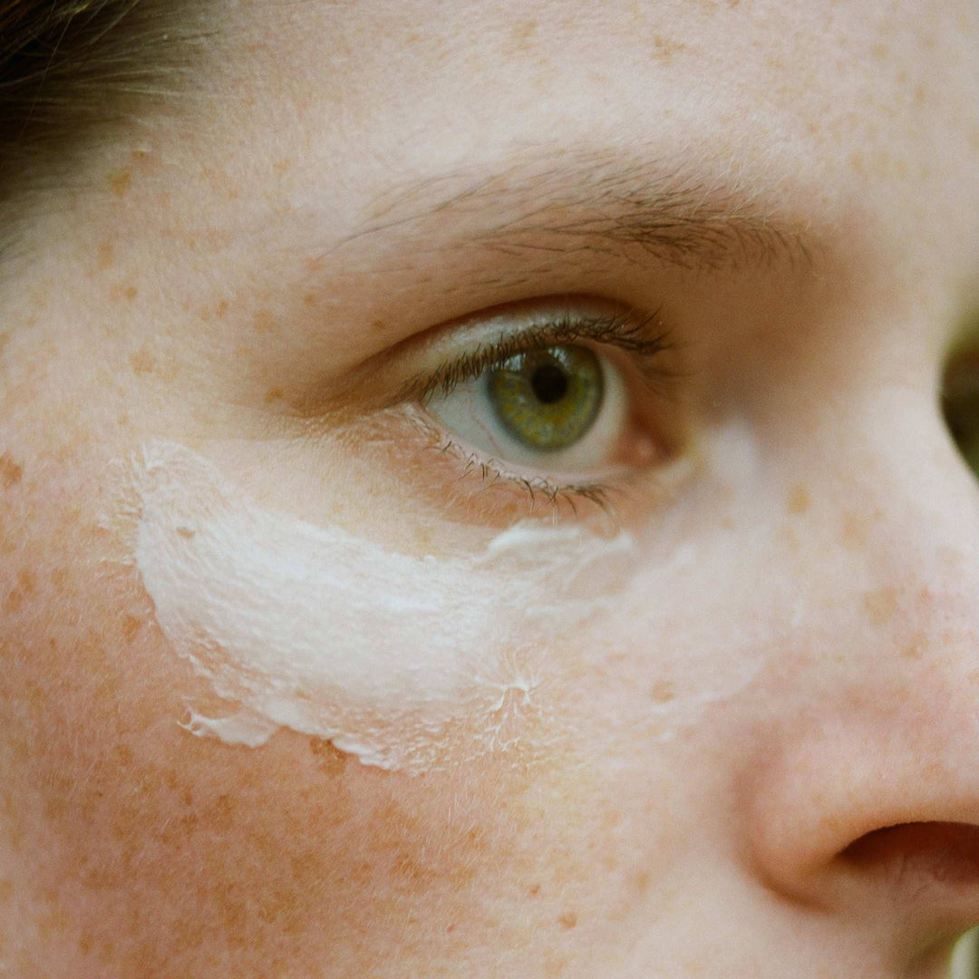 Vegan Hydrating Eye Cream with Hyaluronic Acid + Coffee Oil - Hauslife